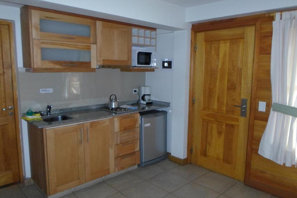 Apart Hotel Robles Del Sur San Martín de los Andes Eksteriør billede